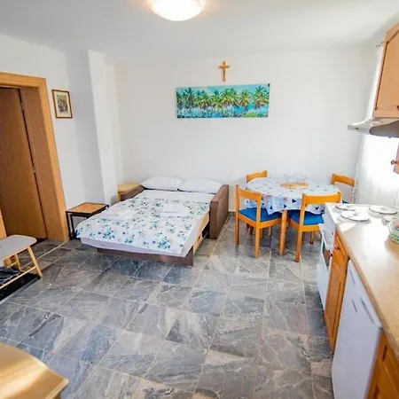Family Friendly House With A Swimming Pool Dazlina, Sibenik - 23303 * Tisno
