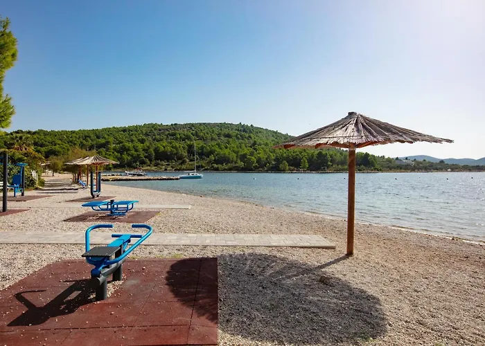 Family Friendly House With A Swimming Pool Dazlina, Sibenik - 23303 *