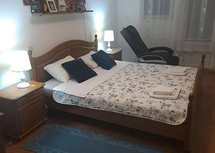 Vakantiehuis Family Friendly House With A Swimming Pool Dazlina, Sibenik - 23303