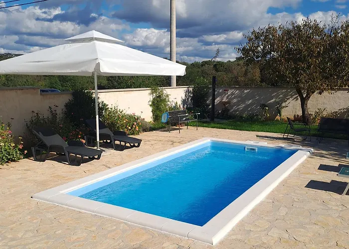 Family Friendly House With A Swimming Pool Dazlina, Sibenik - 23303 * Tisno