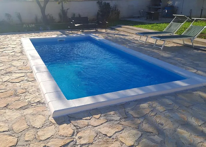 Family Friendly House With A Swimming Pool Dazlina, Sibenik - 23303 * Tisno